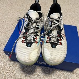 men’s nike basketball shoes size 8.5